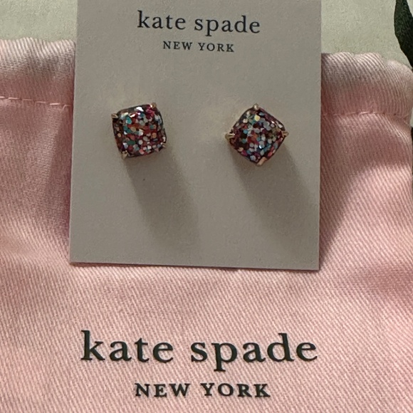 NWT – Kate Spade, New York fancy Multi glitter stud earrings with pink dust bag - Picture 6 of 7